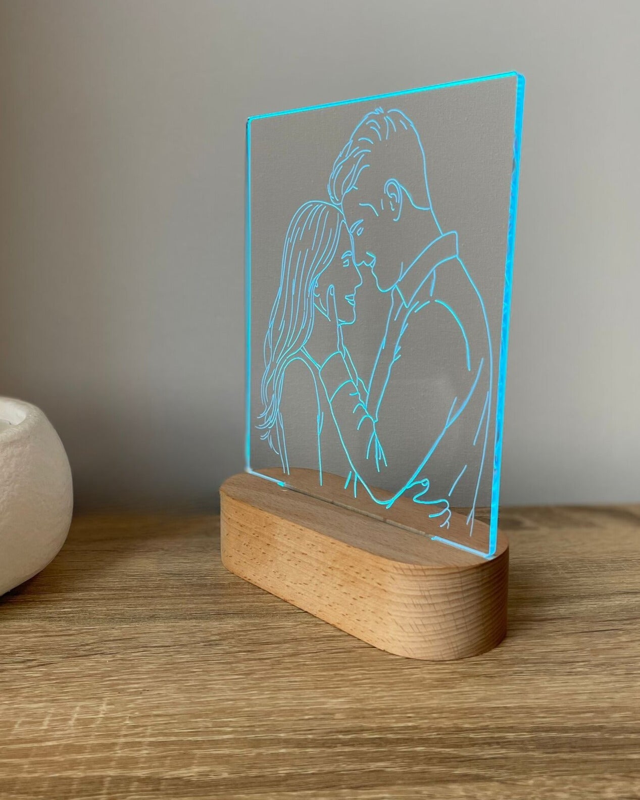 AuraLine™ — Line Art Lamp